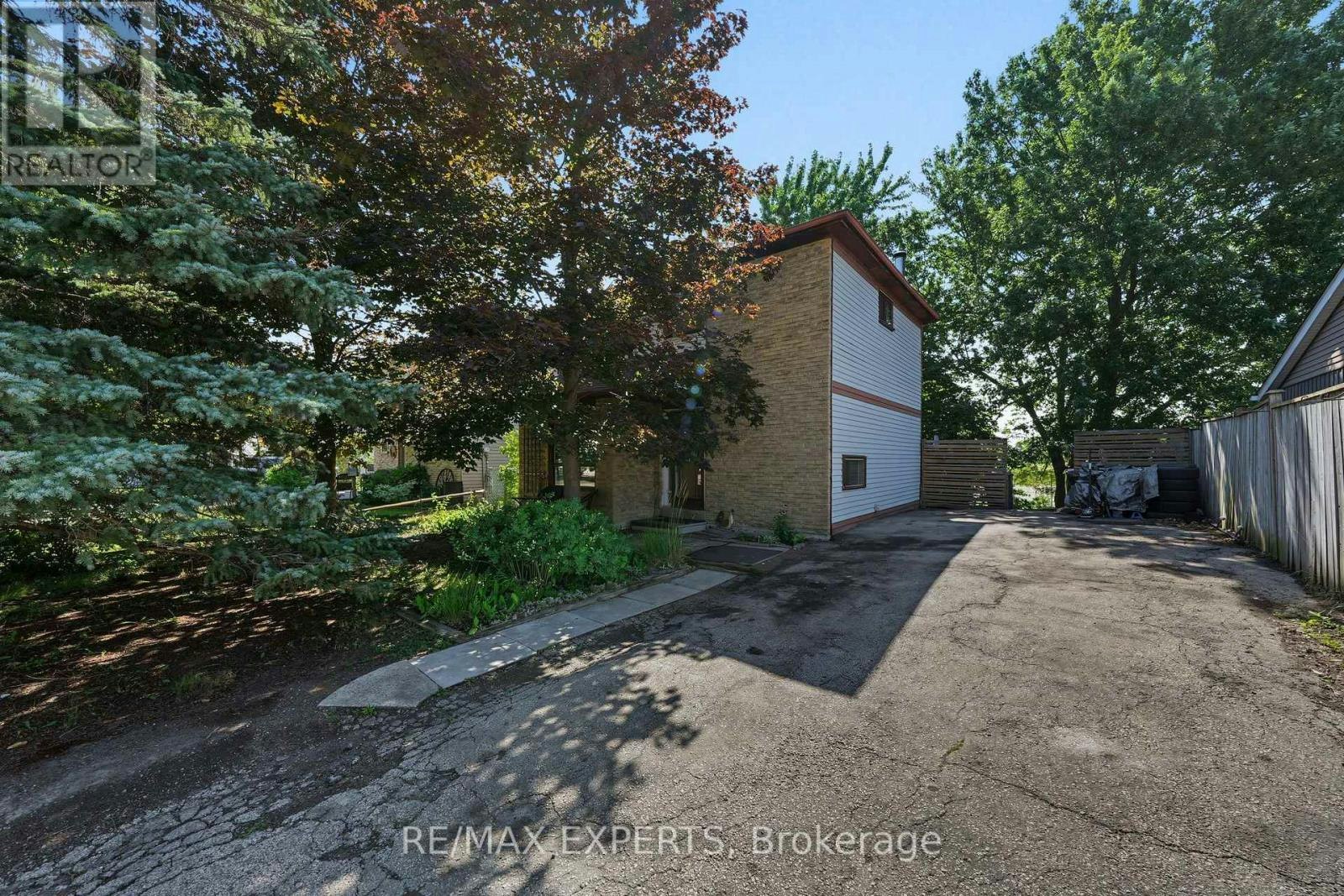 74 Downey Drive, Caledon, ON, L7E 2B8