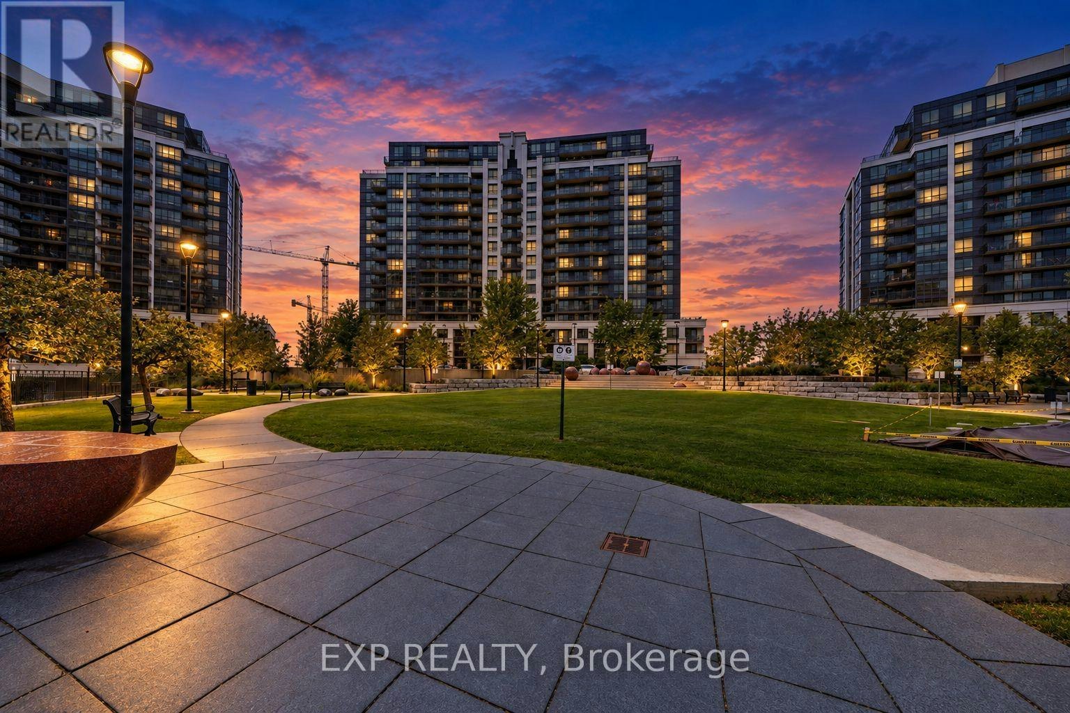 612-1 De Boers Drive, Toronto, ON, M3J 0G6 - 5