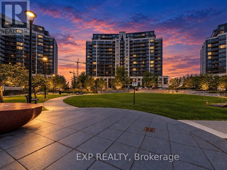 612-1 De Boers Drive, Toronto, ON, M3J 0G6 - 5