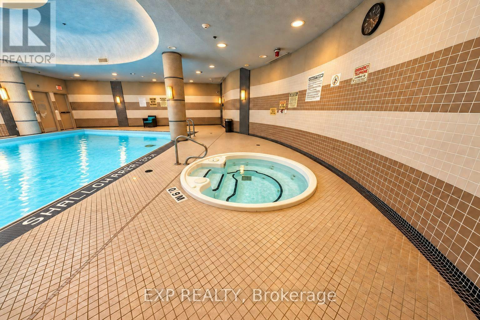612-1 De Boers Drive, Toronto, ON, M3J 0G6 - 39