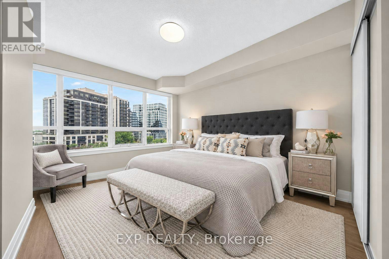 612-1 De Boers Drive, Toronto, ON, M3J 0G6 - 18