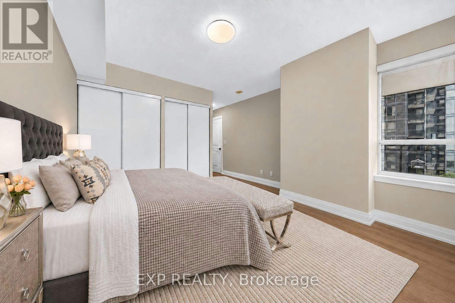612-1 De Boers Drive, Toronto, ON, M3J 0G6 - 19