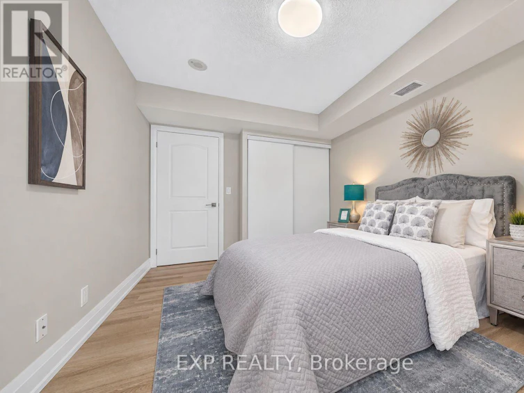 612-1 De Boers Drive, Toronto, ON, M3J 0G6 - 21