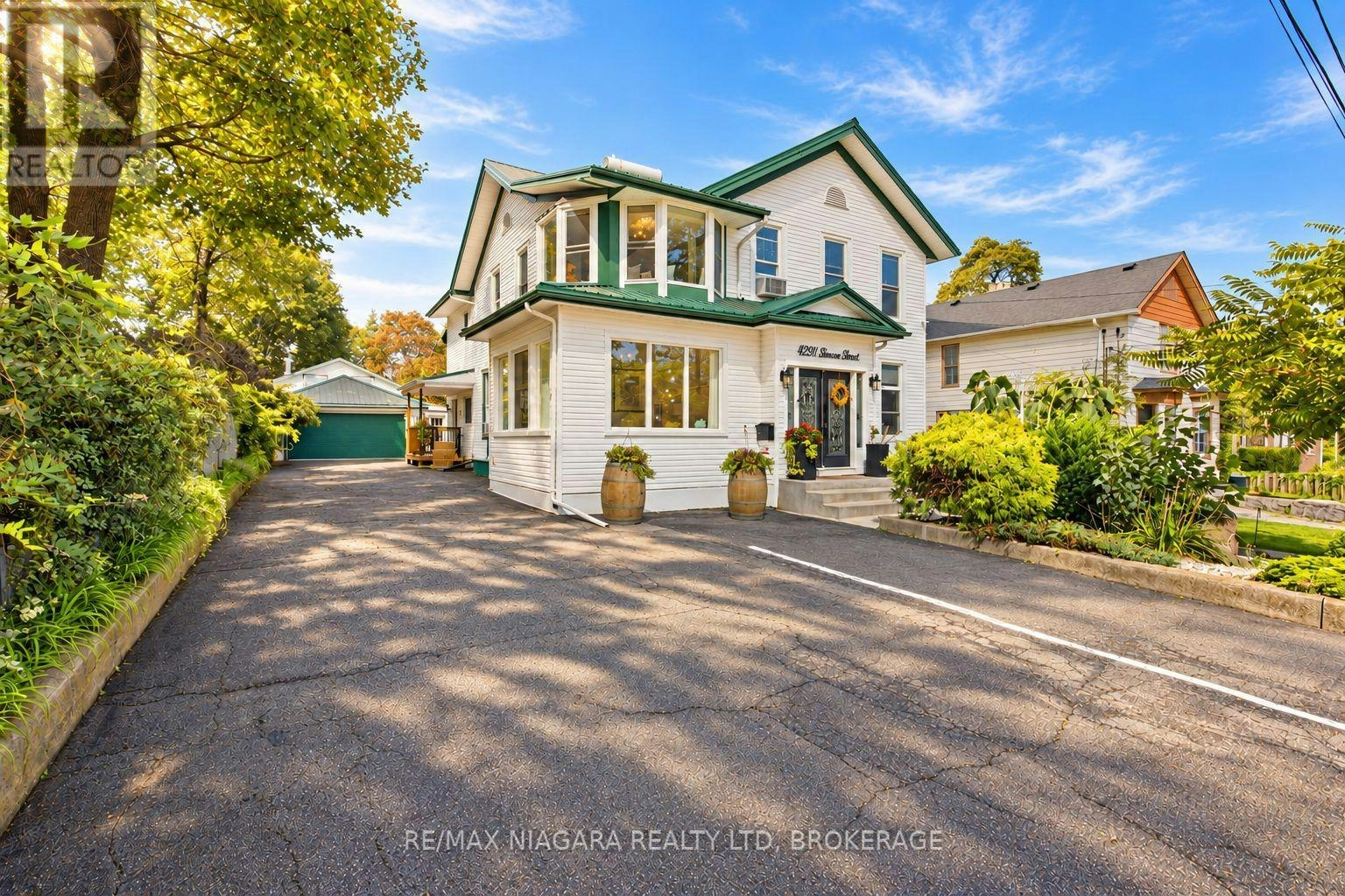 4291 Simcoe Street, Niagara Falls, ON, L2E 1T5