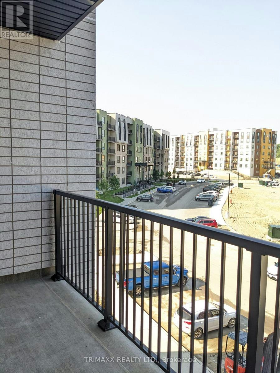 303-1 Chef Lane, Barrie, ON, L9J 0T1 - 13