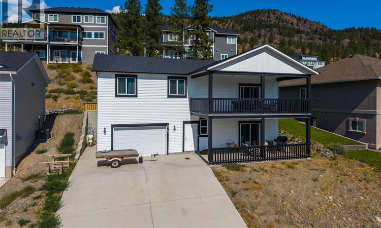 2743 Grandview Heights