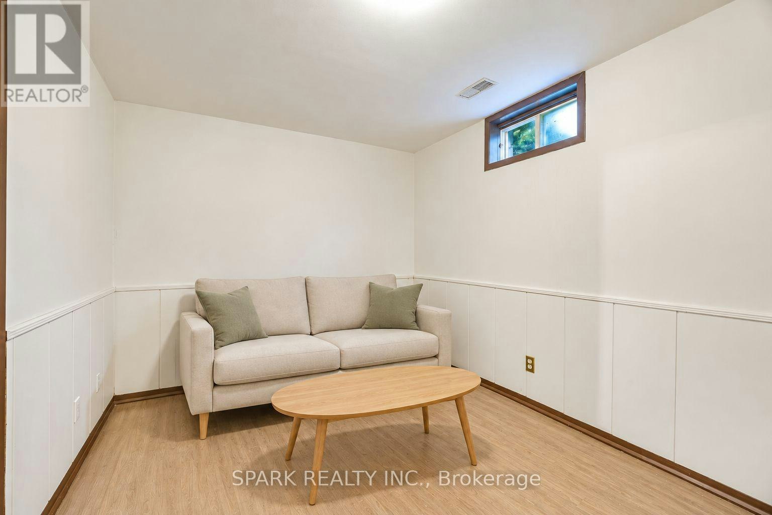 23 Rannie Court, Thorold, ON, L2V 4X2 - 21
