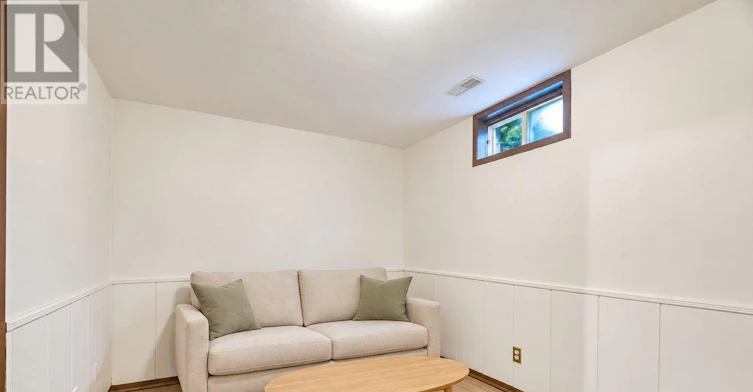 23 Rannie Court, Thorold, ON, L2V 4X2 - 21