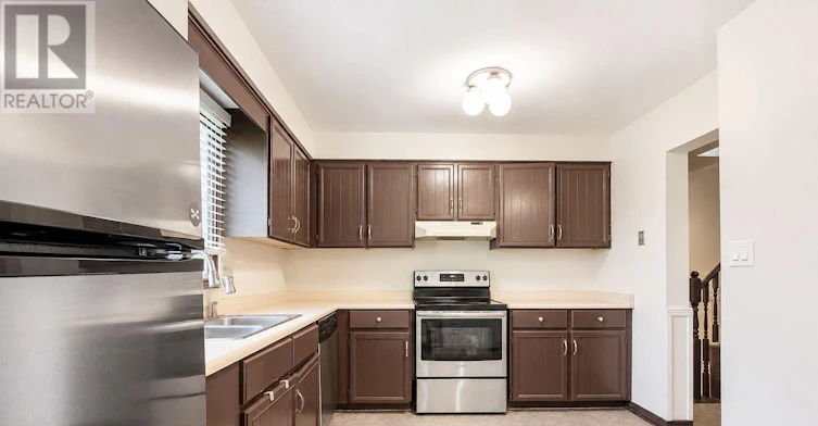 23 Rannie Court, Thorold, ON, L2V 4X2 - 8