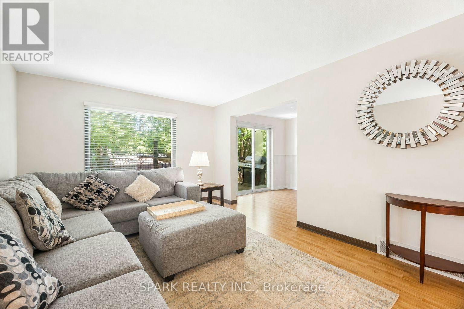 23 Rannie Court, Thorold, ON, L2V 4X2 - 4