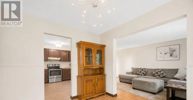 23 Rannie Court, Thorold, ON, L2V 4X2 - 10