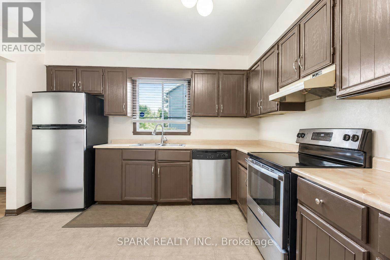 23 Rannie Court, Thorold, ON, L2V 4X2 - 7