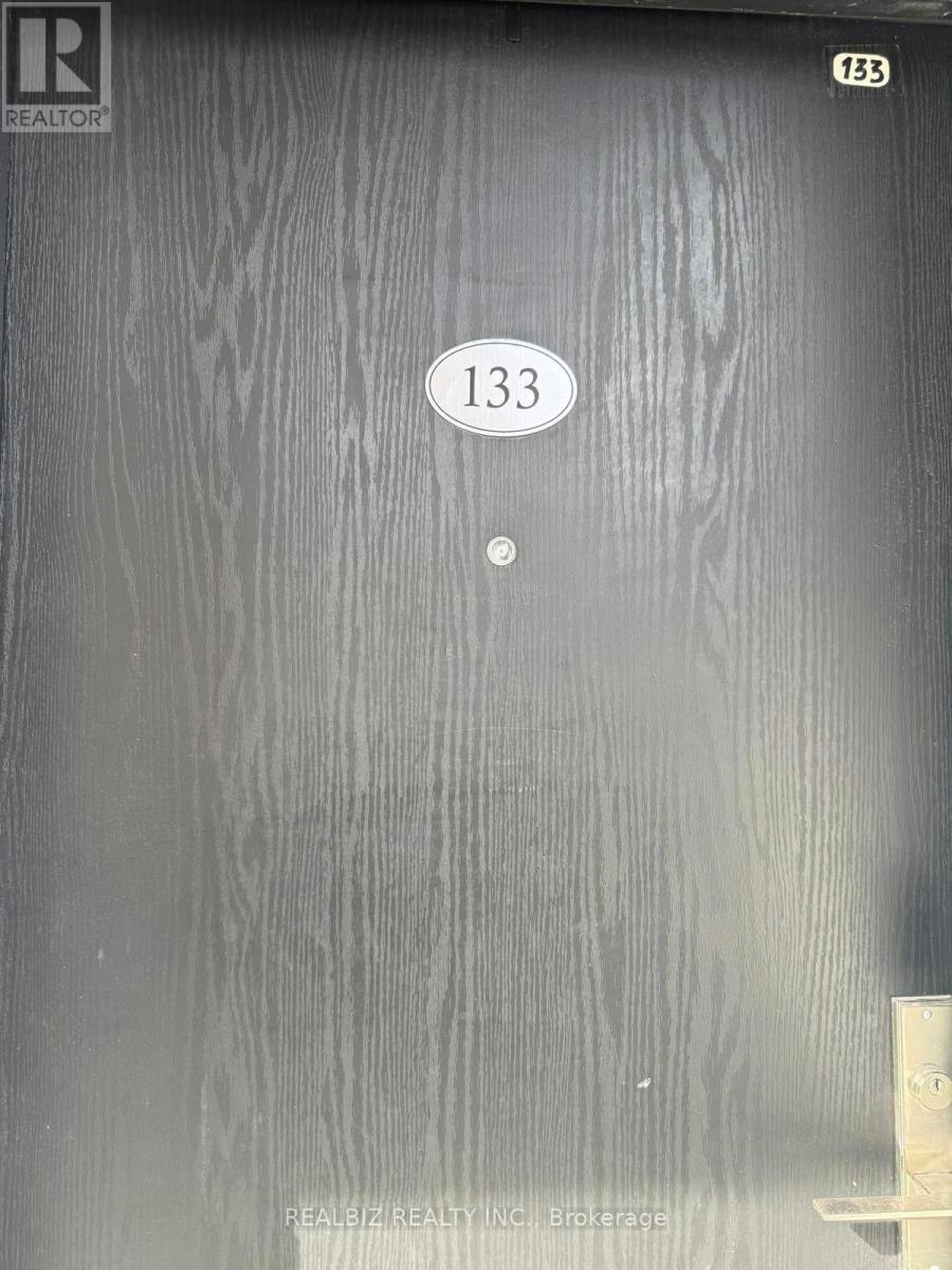L133-9580 Islington Avenue, Vaughan, ON, L4H 4Z5