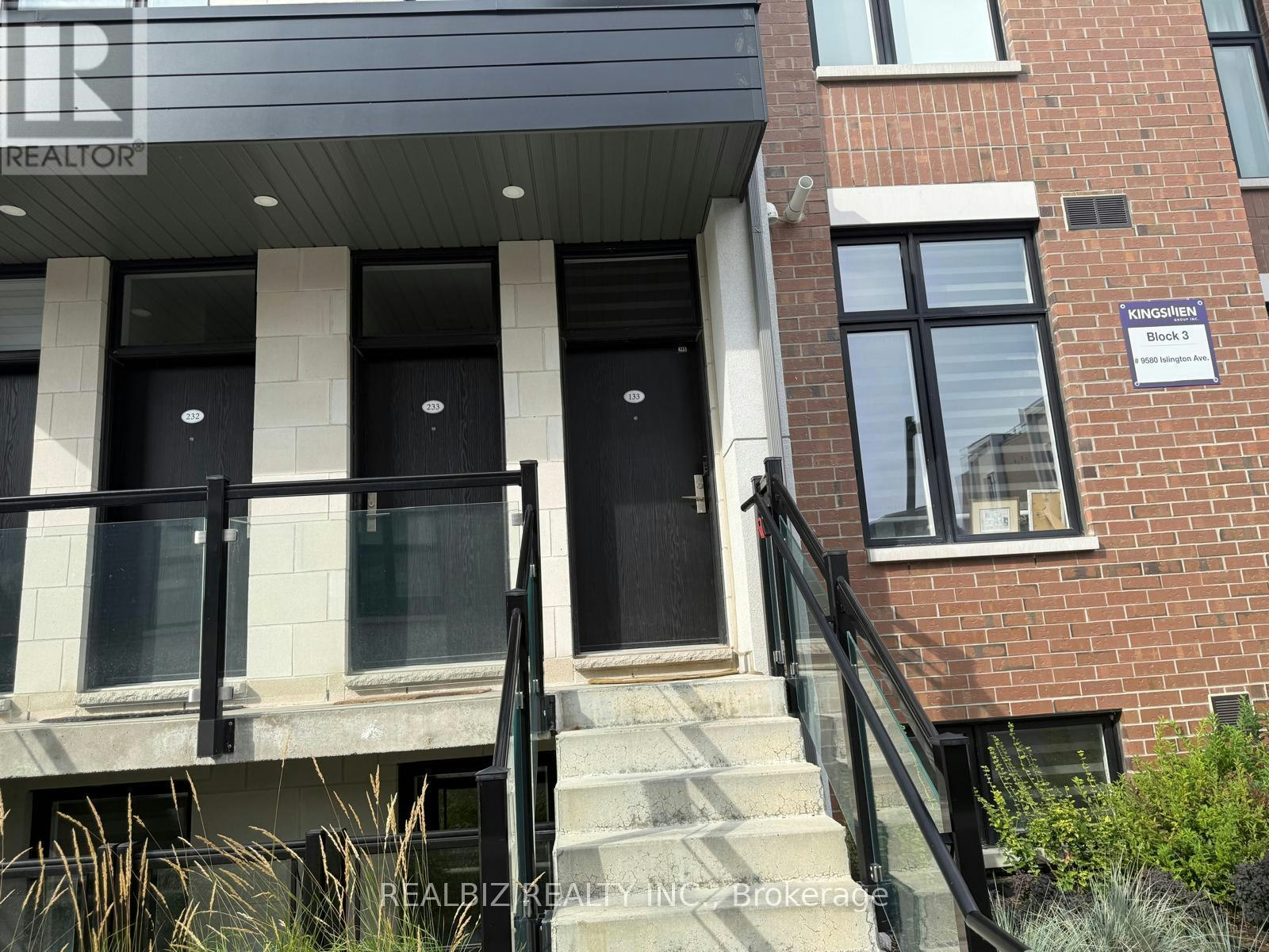 L133-9580 Islington Avenue, Vaughan, ON, L4H 4Z5 - 2