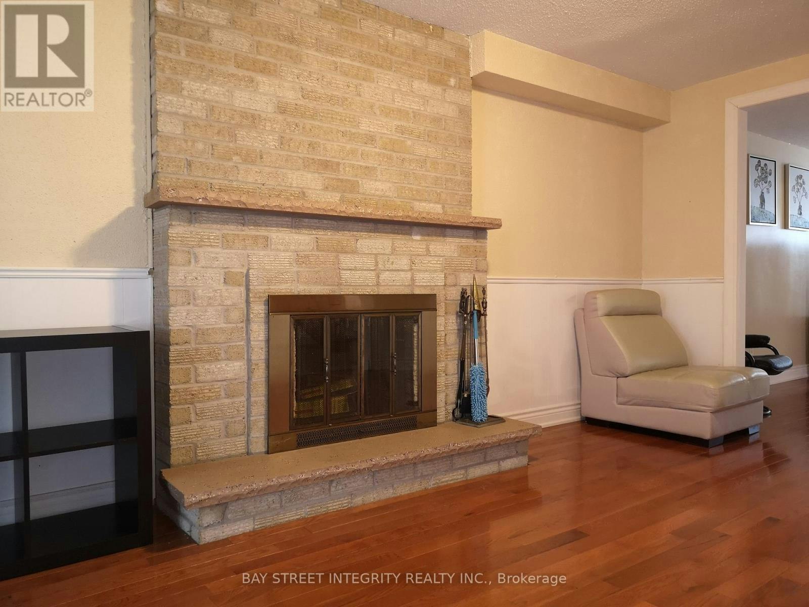MAIN-3 Feltham Road, Markham, ON, L3P 6T2 - 7