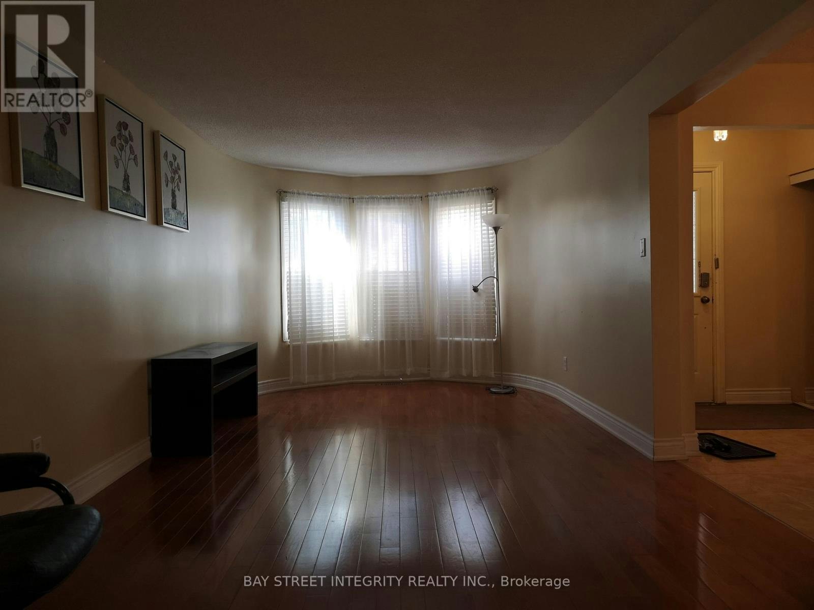 MAIN-3 Feltham Road, Markham, ON, L3P 6T2 - 5