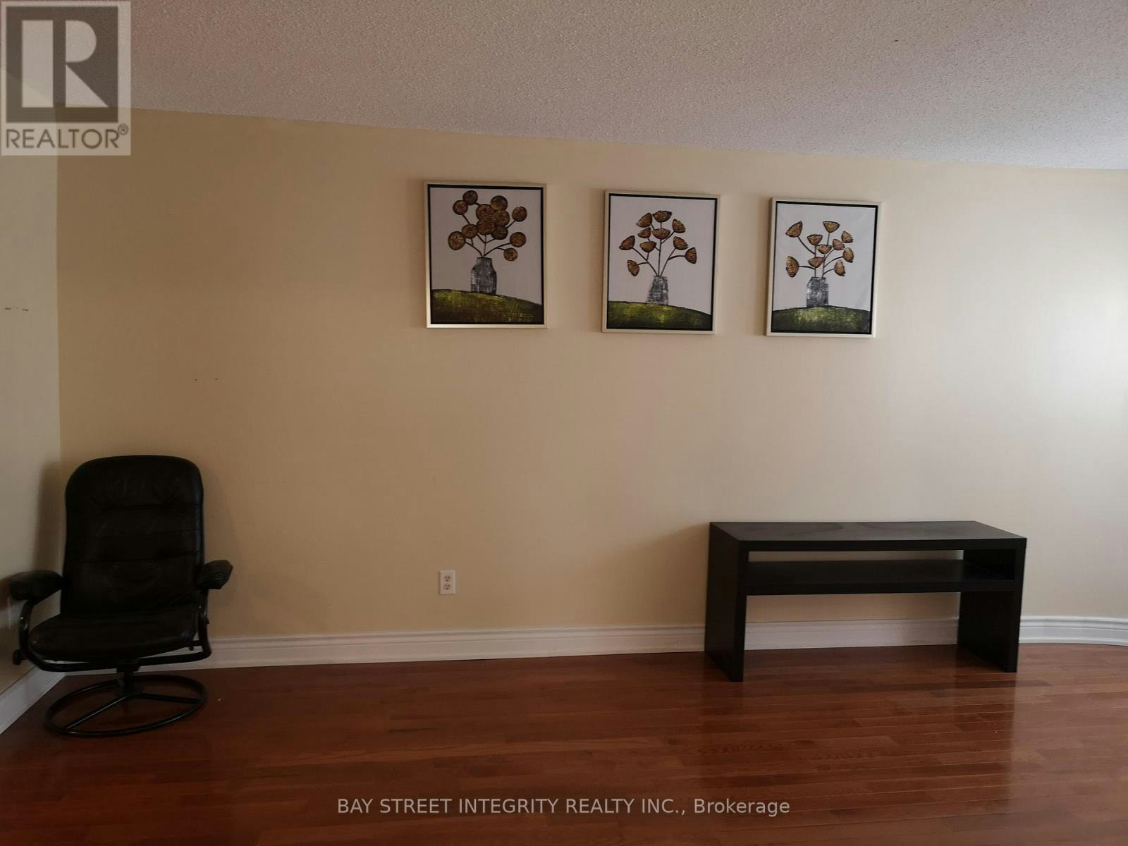 MAIN-3 Feltham Road, Markham, ON, L3P 6T2 - 6