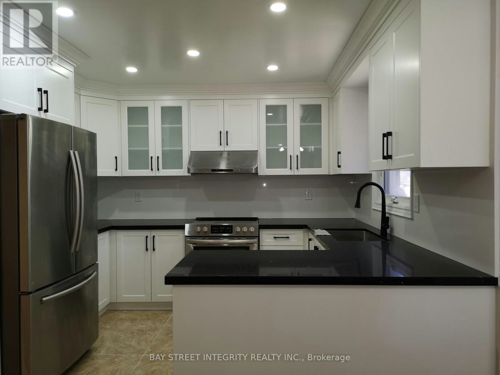 MAIN-3 Feltham Road, Markham, ON, L3P 6T2 - 12