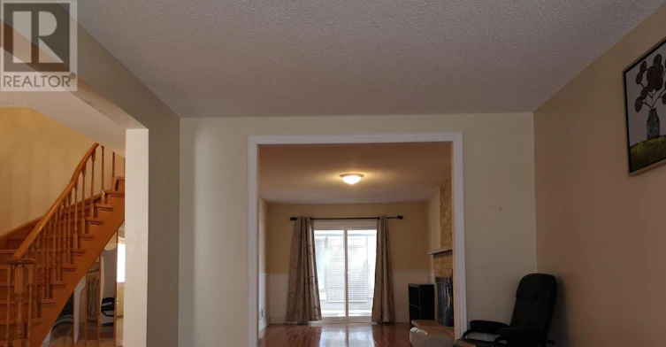 MAIN-3 Feltham Road, Markham, ON, L3P 6T2 - 3
