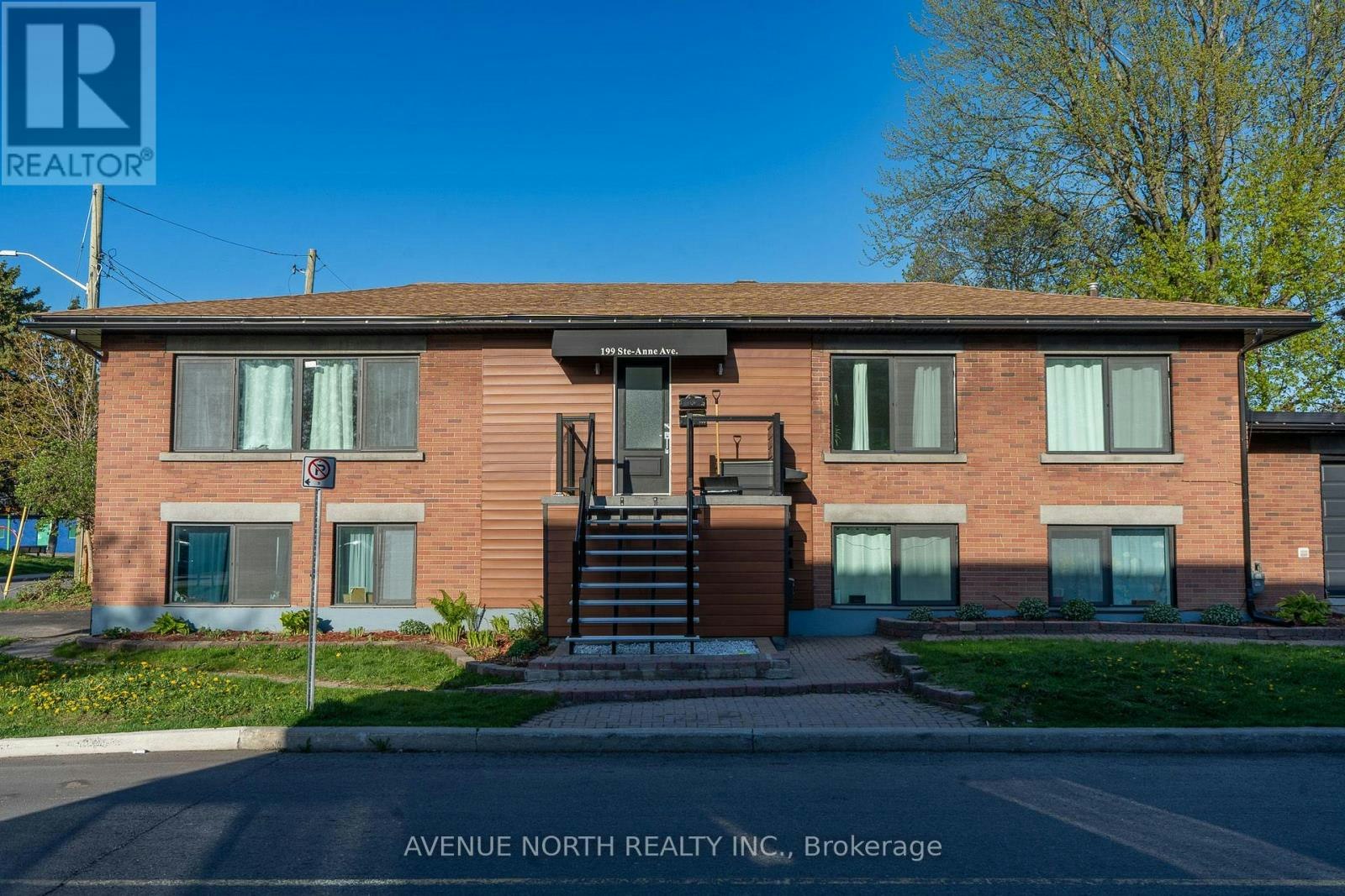4-199 Ste Anne Street, Ottawa, ON, K1L 7B8