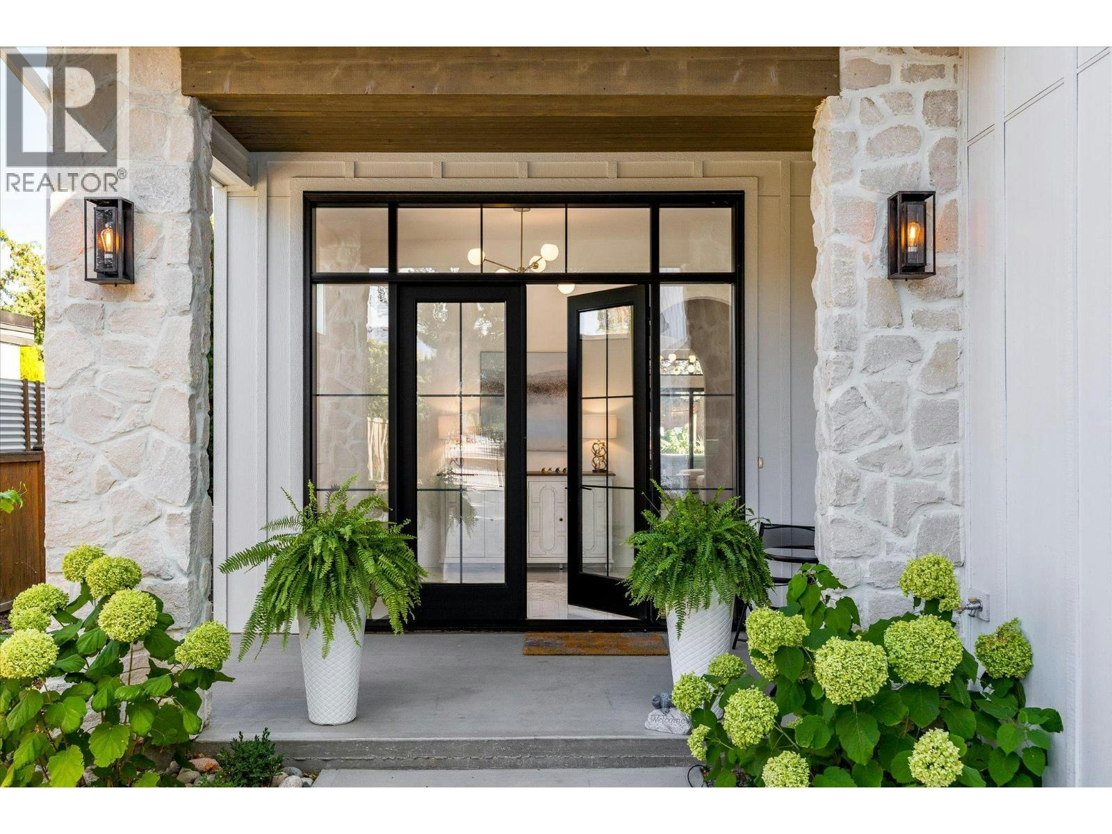 2053 Long Street - 5