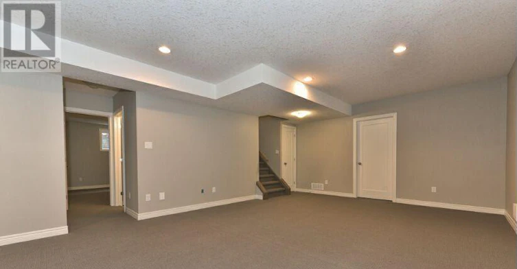 49 Westlake Drive, St. Thomas, ON, N5P 4K3 - 6