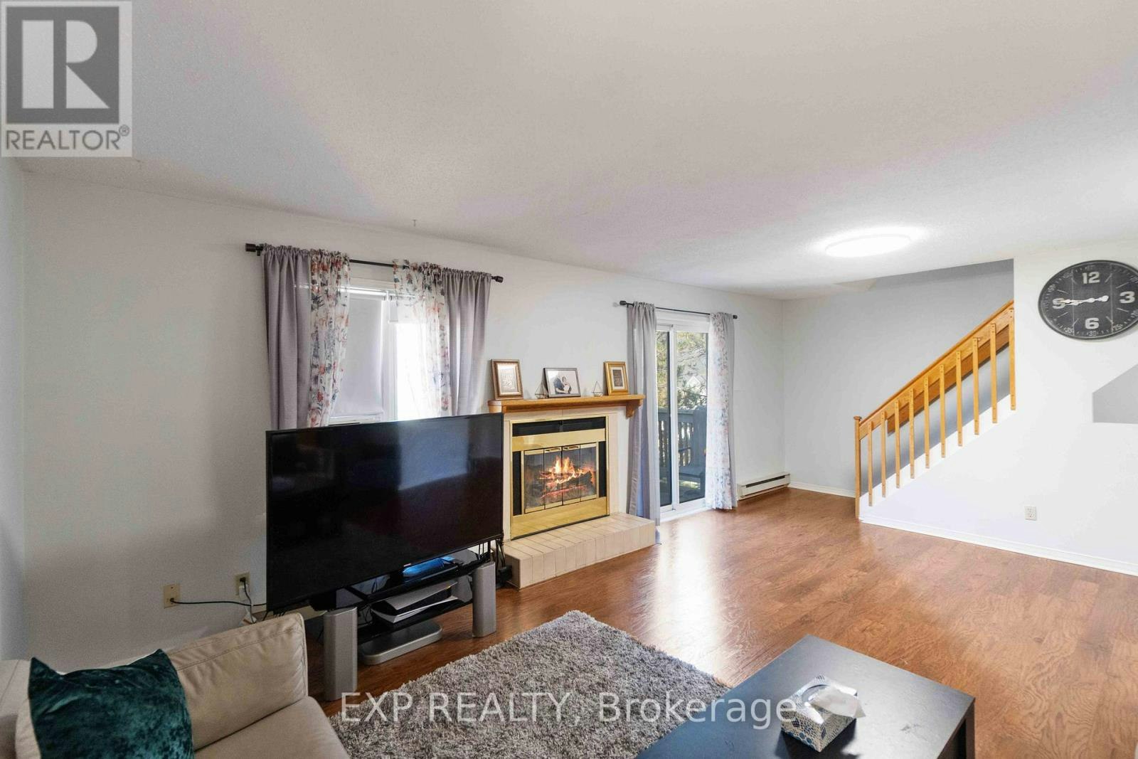 207-6 Terrace Drive, Ottawa, ON, K2H 9J2 - 17