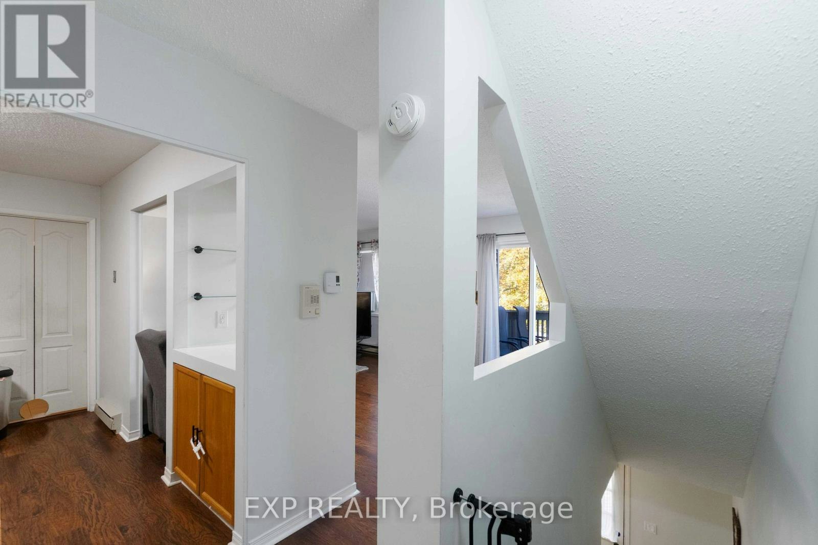 207-6 Terrace Drive, Ottawa, ON, K2H 9J2 - 11