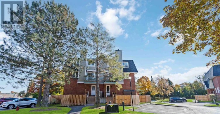 207-6 Terrace Drive, Ottawa, ON, K2H 9J2 - 2