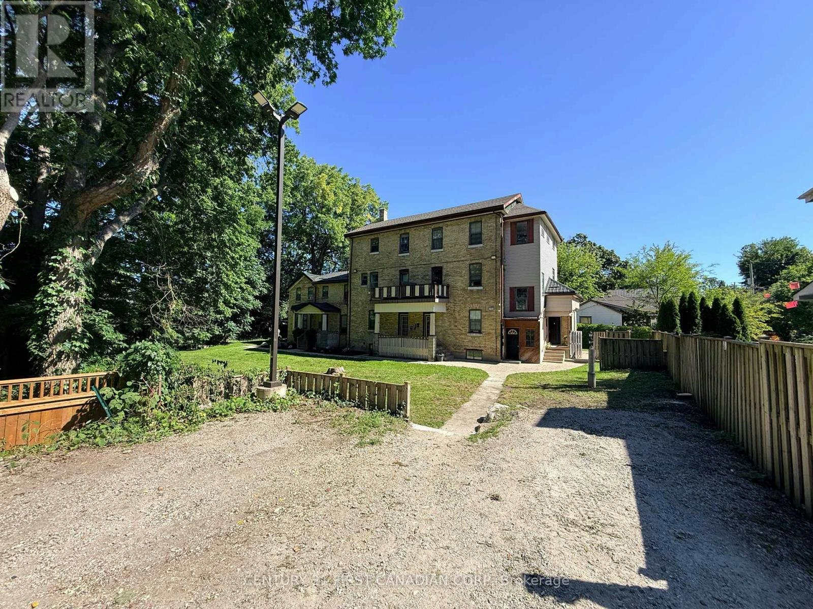10-1 Waverley Place, London, ON, N6B 2C3 - 2