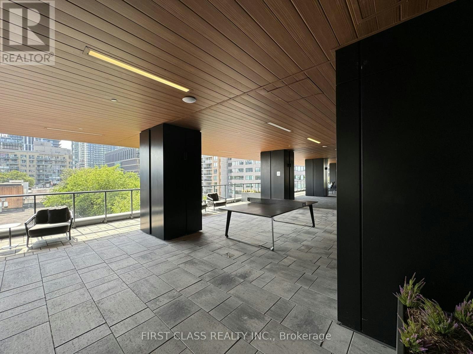 319 Jarvis Street, Toronto, ON, L3V 2A7 - 17
