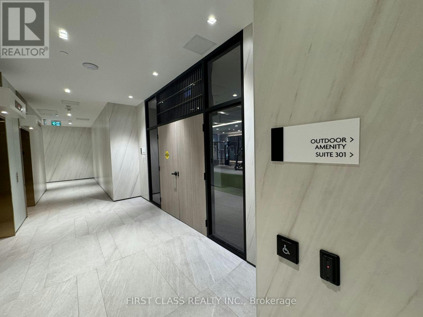 319 Jarvis Street, Toronto, ON, L3V 2A7 - 14