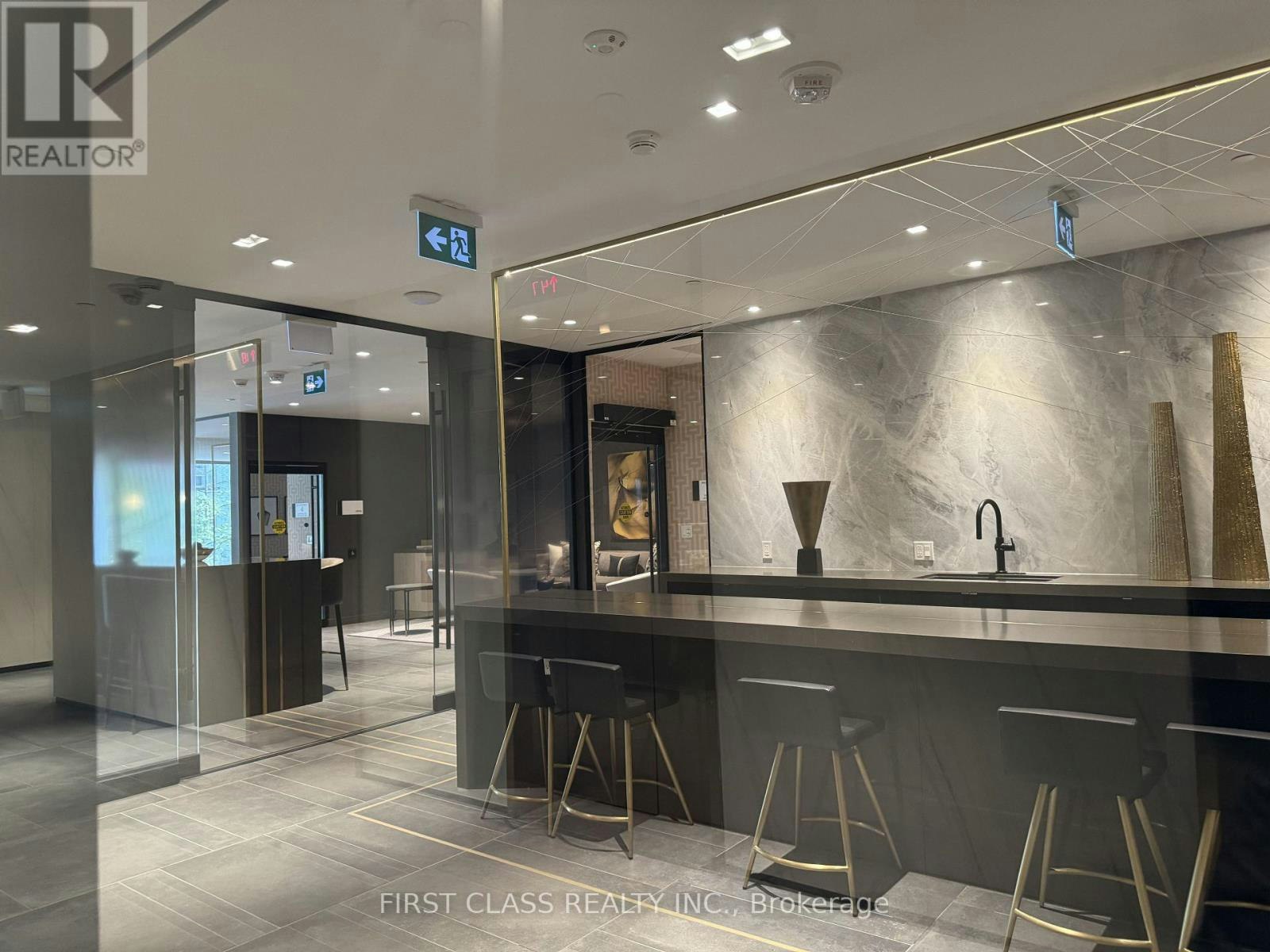 319 Jarvis Street, Toronto, ON, L3V 2A7 - 15