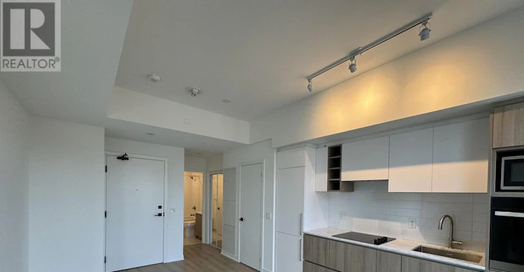 319 Jarvis Street, Toronto, ON, L3V 2A7 - 4