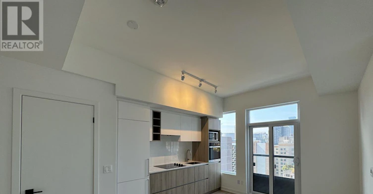 319 Jarvis Street, Toronto, ON, L3V 2A7 - 3