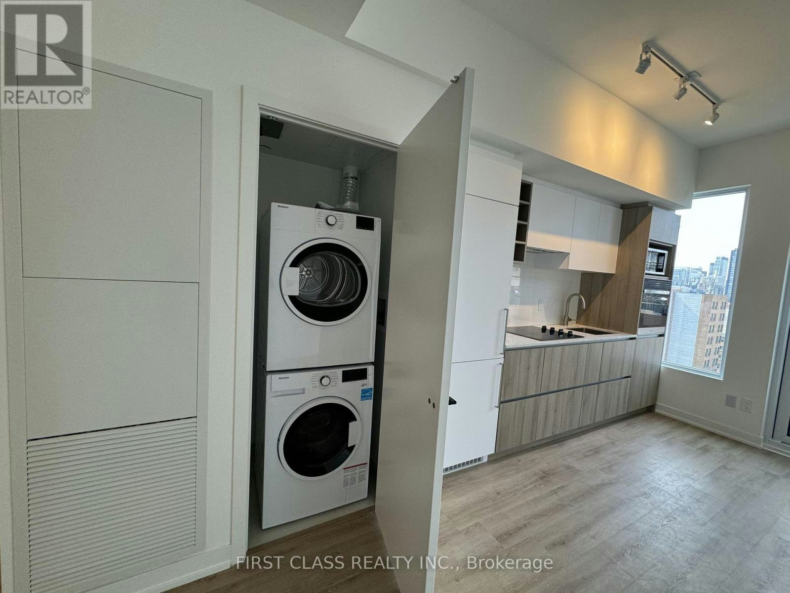 319 Jarvis Street, Toronto, ON, L3V 2A7 - 7