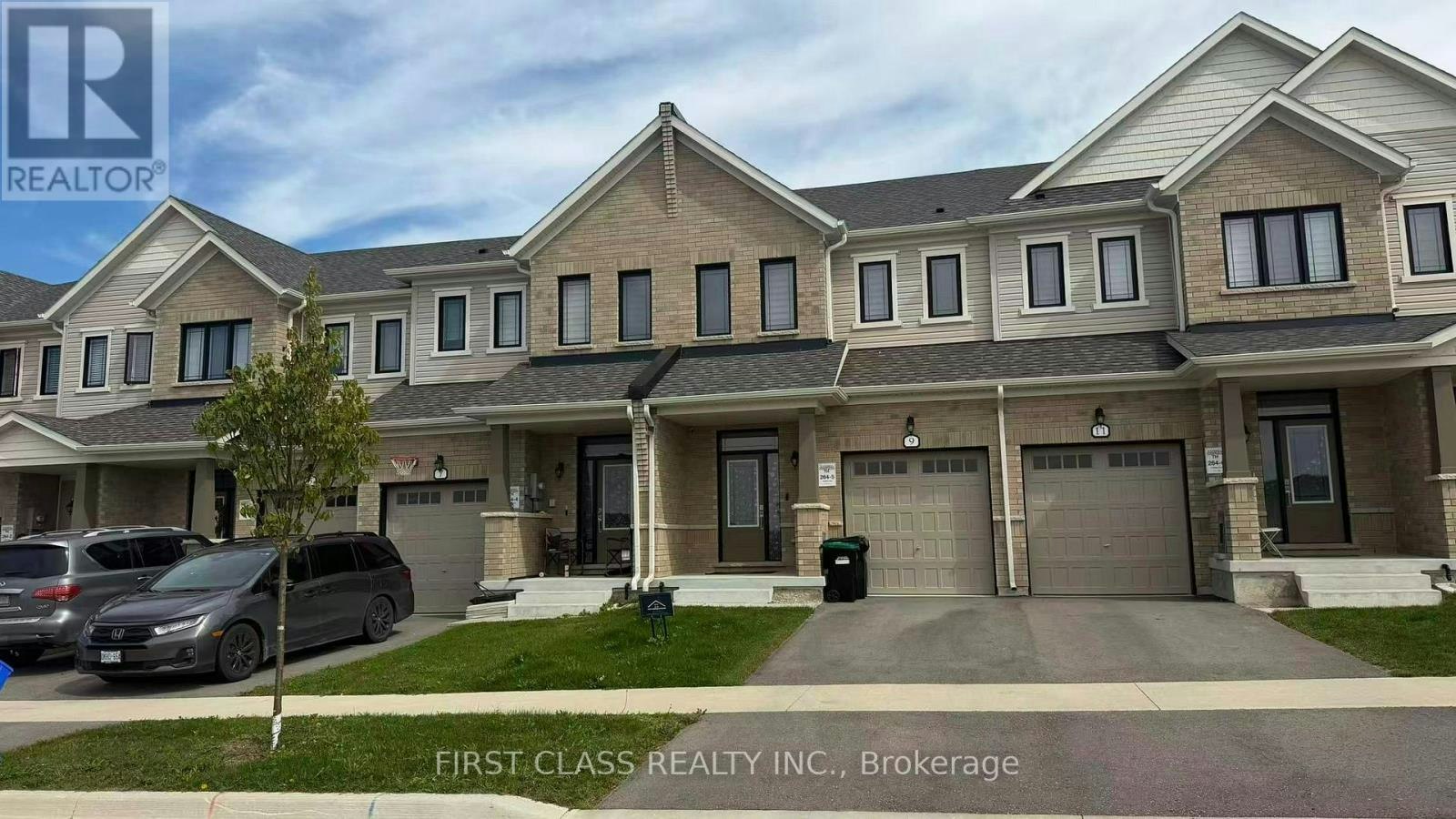 9 Milady Crescent, Barrie, ON, L9J 0B7