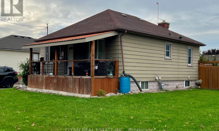 438 Bell Street