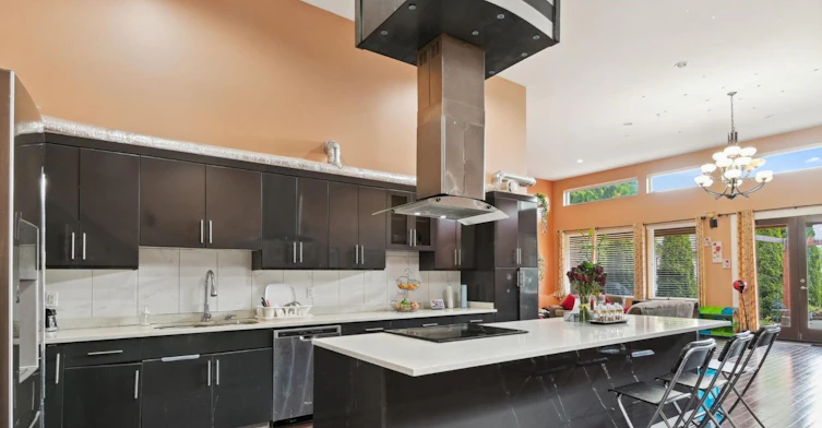 House-11860 75a Avenue, Delta, BC, V4C 1J9 - 11