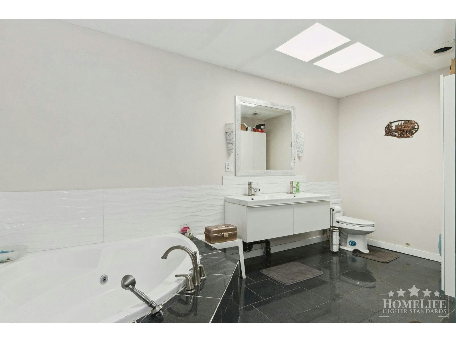 House-11860 75a Avenue, Delta, BC, V4C 1J9 - 17