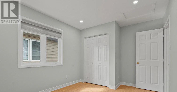 27 Upminster Way, Ottawa, ON, K2J 5H1 - 34