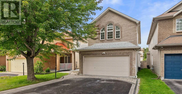 27 Upminster Way, Ottawa, ON, K2J 5H1 - 2