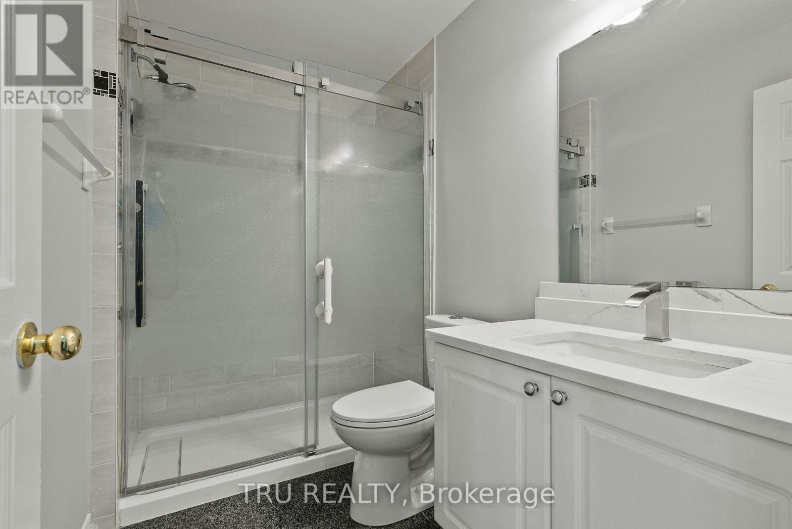 27 Upminster Way, Ottawa, ON, K2J 5H1 - 8