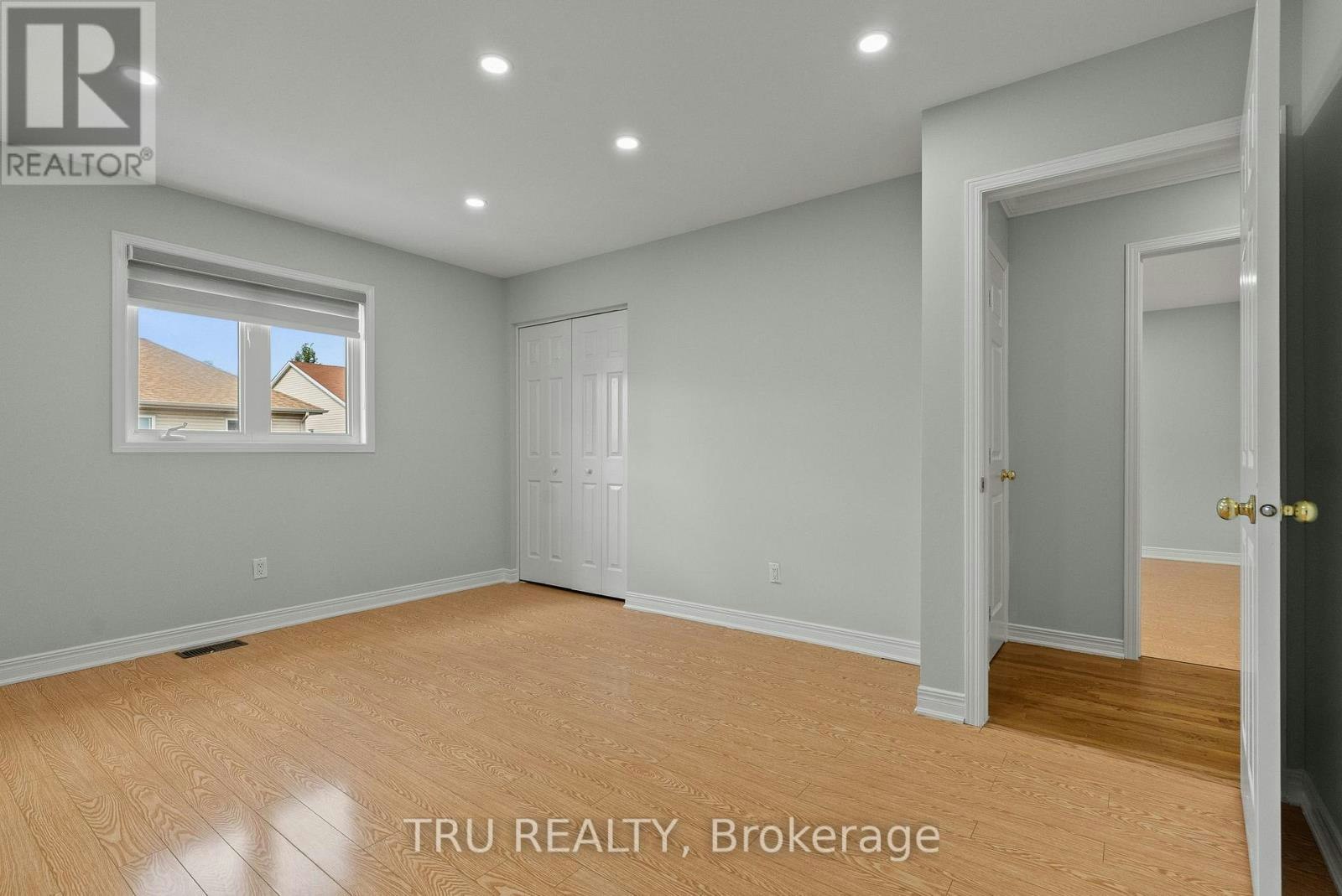 27 Upminster Way, Ottawa, ON, K2J 5H1 - 32