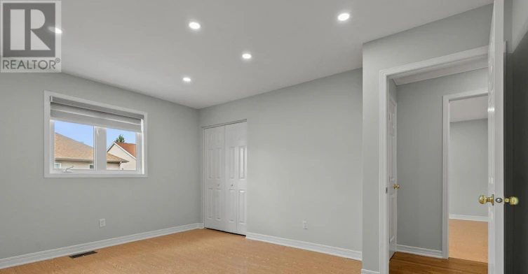 27 Upminster Way, Ottawa, ON, K2J 5H1 - 32