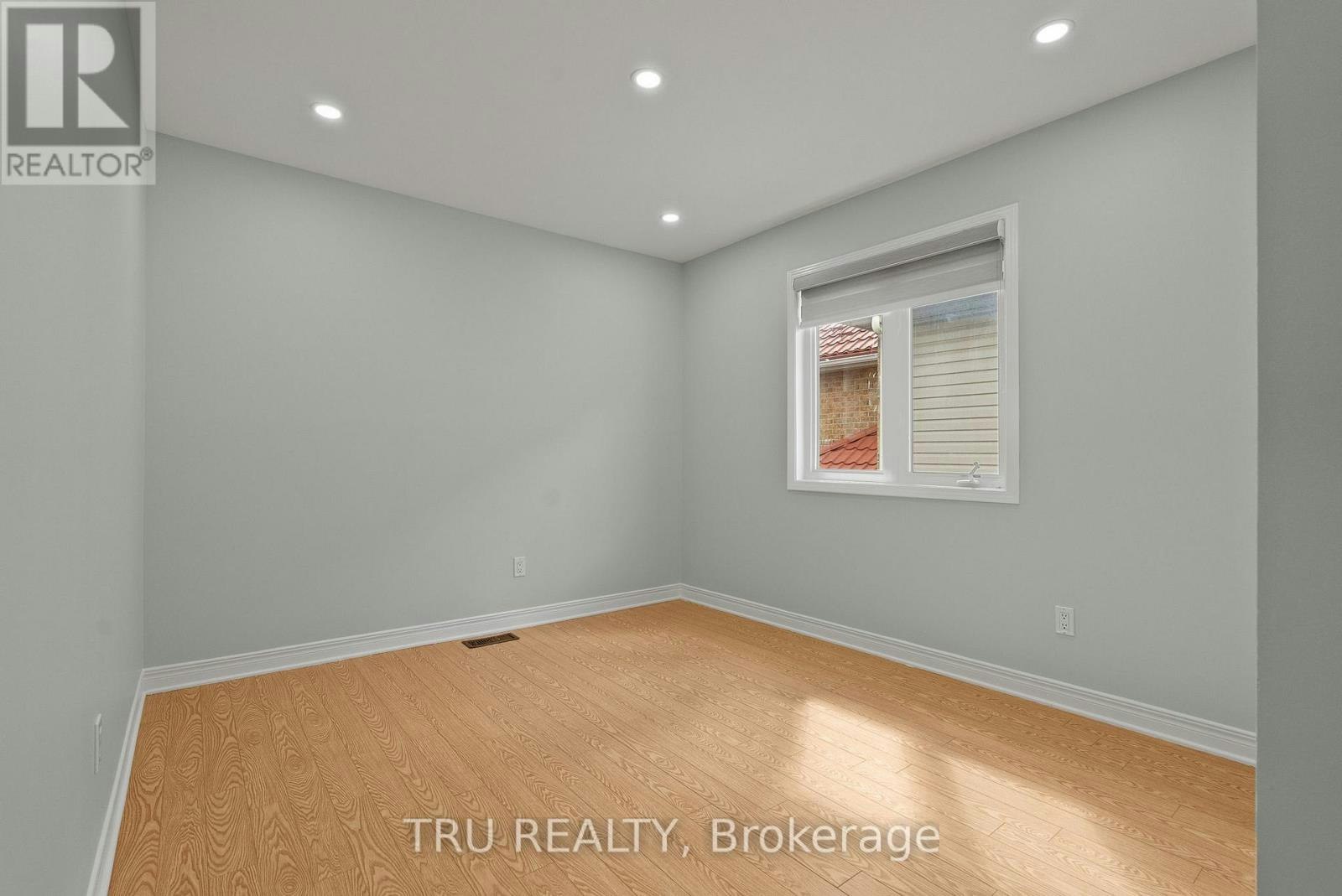 27 Upminster Way, Ottawa, ON, K2J 5H1 - 33
