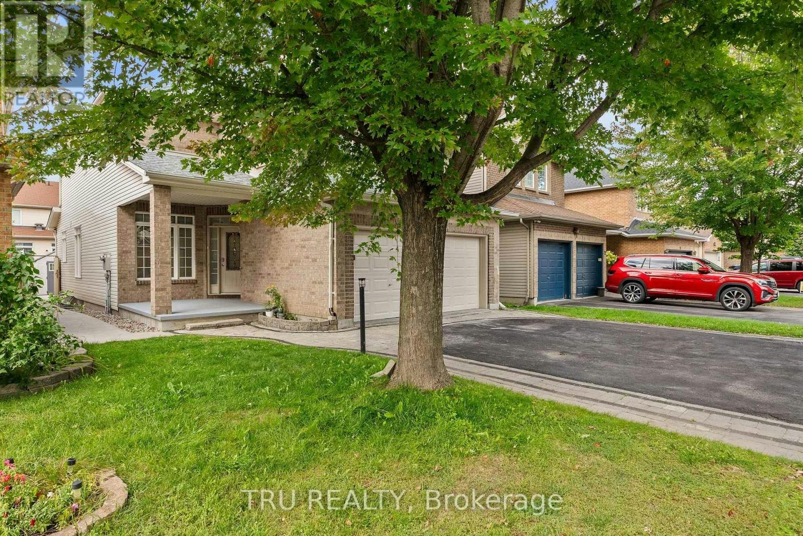 27 Upminster Way, Ottawa, ON, K2J 5H1 - 5