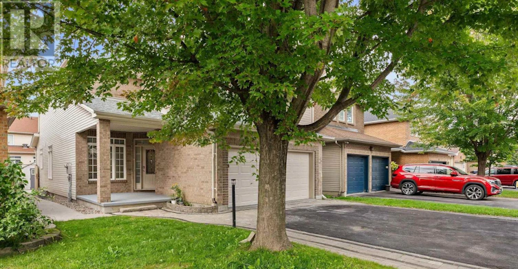 27 Upminster Way, Ottawa, ON, K2J 5H1 - 5