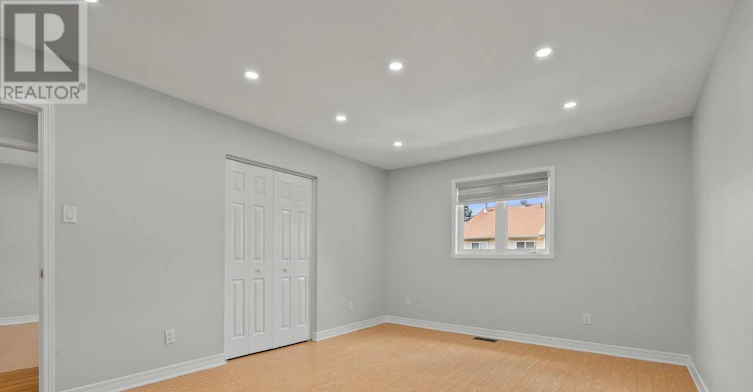 27 Upminster Way, Ottawa, ON, K2J 5H1 - 30