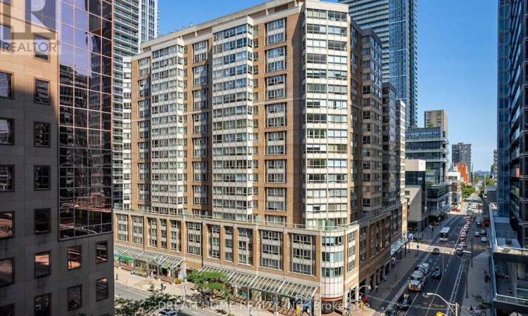 1505-717 Bay Street